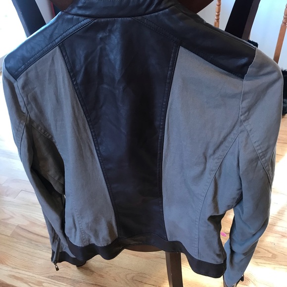 ✨Mixed Leather Material Jacket✨ - Picture 3 of 7